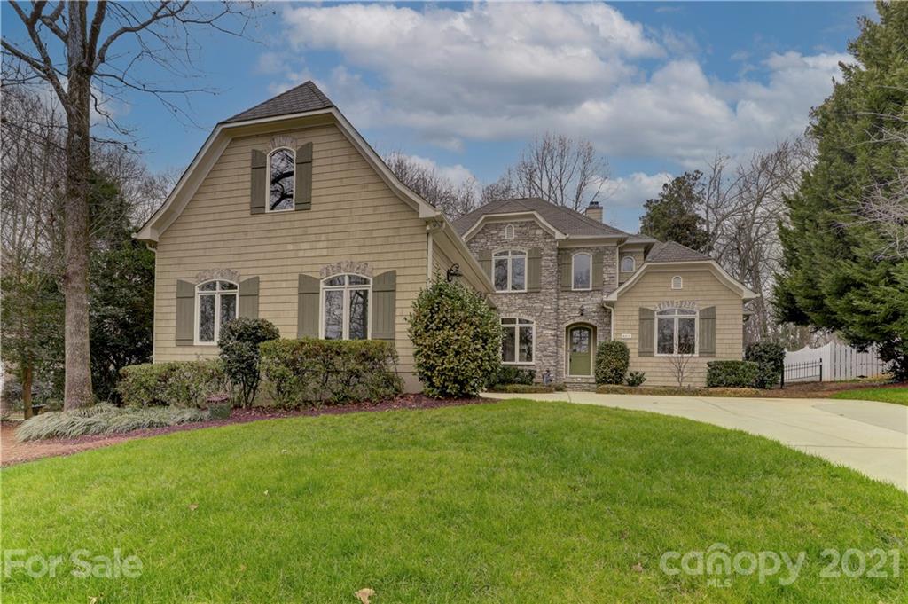 4211 Bella Court Charlotte NC 28210