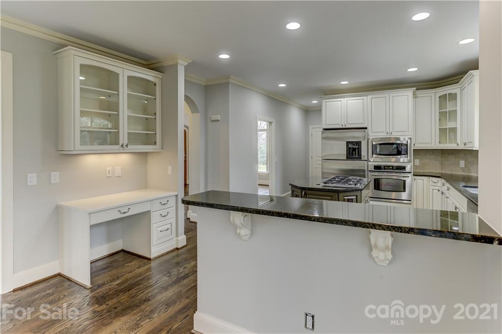 4211 Bella Court Charlotte NC 28210