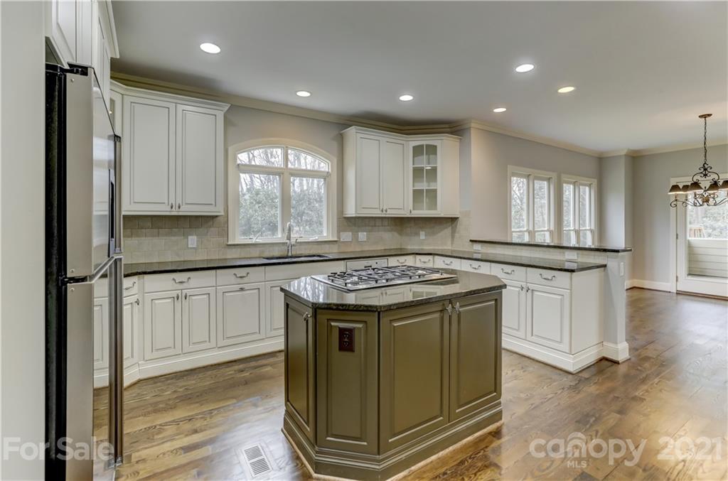 4211 Bella Court Charlotte NC 28210