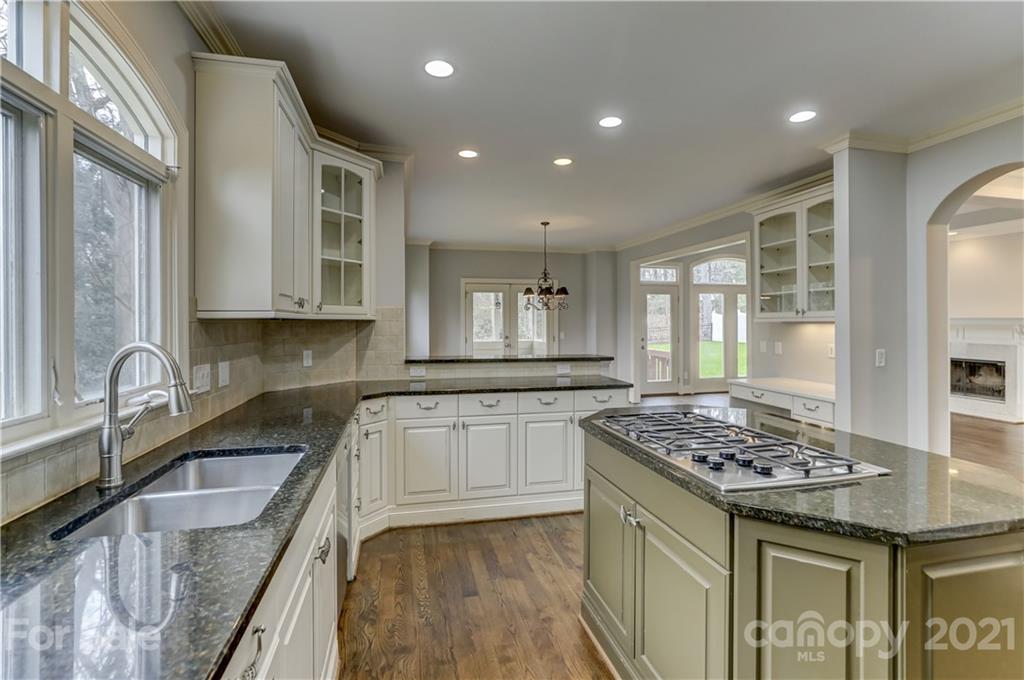 4211 Bella Court Charlotte NC 28210