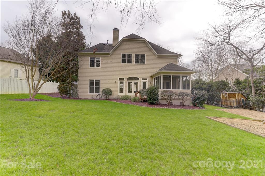 4211 Bella Court Charlotte NC 28210