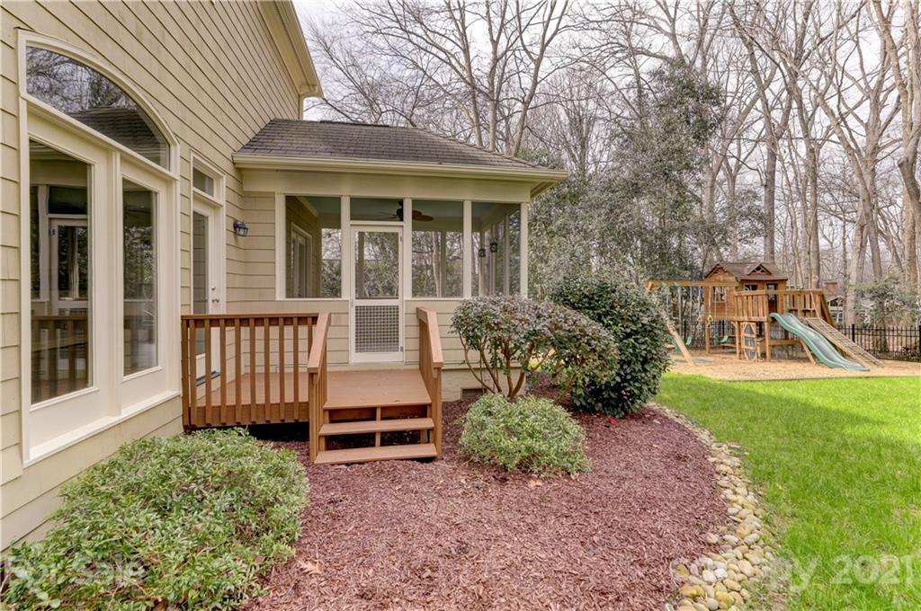 4211 Bella Court Charlotte NC 28210
