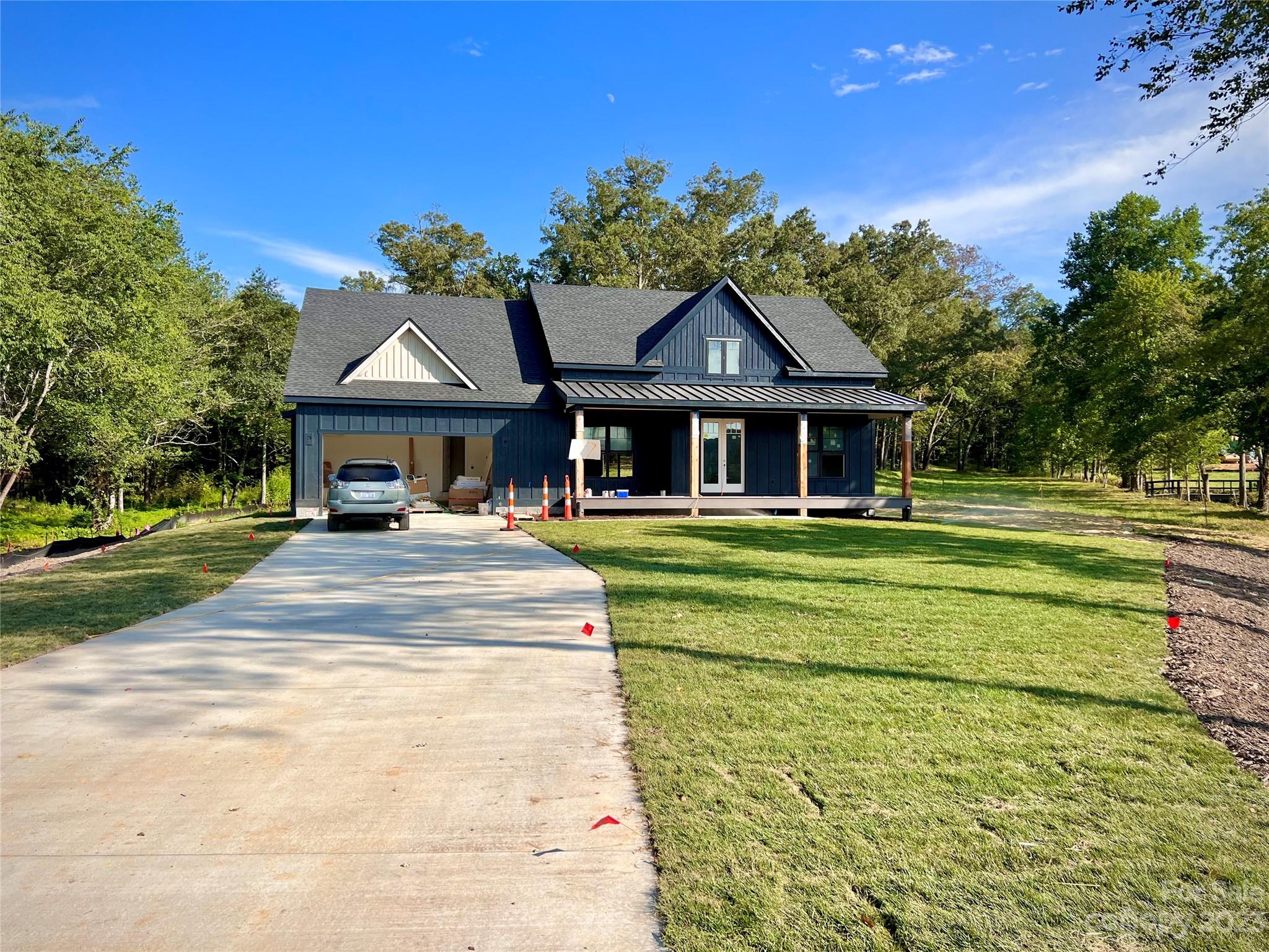 117 Mavrick Drive Mills River NC 28759