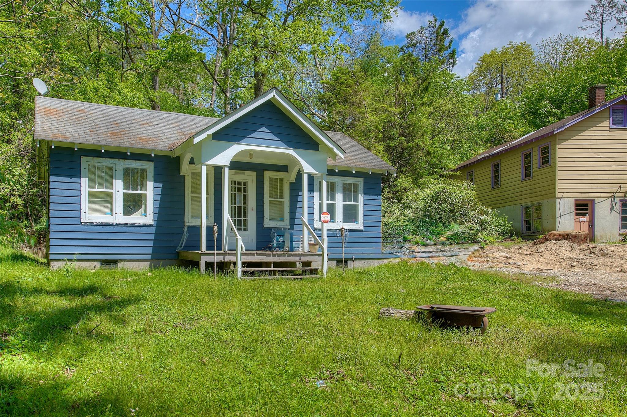 161 Highland Avenue Spruce Pine NC 28777