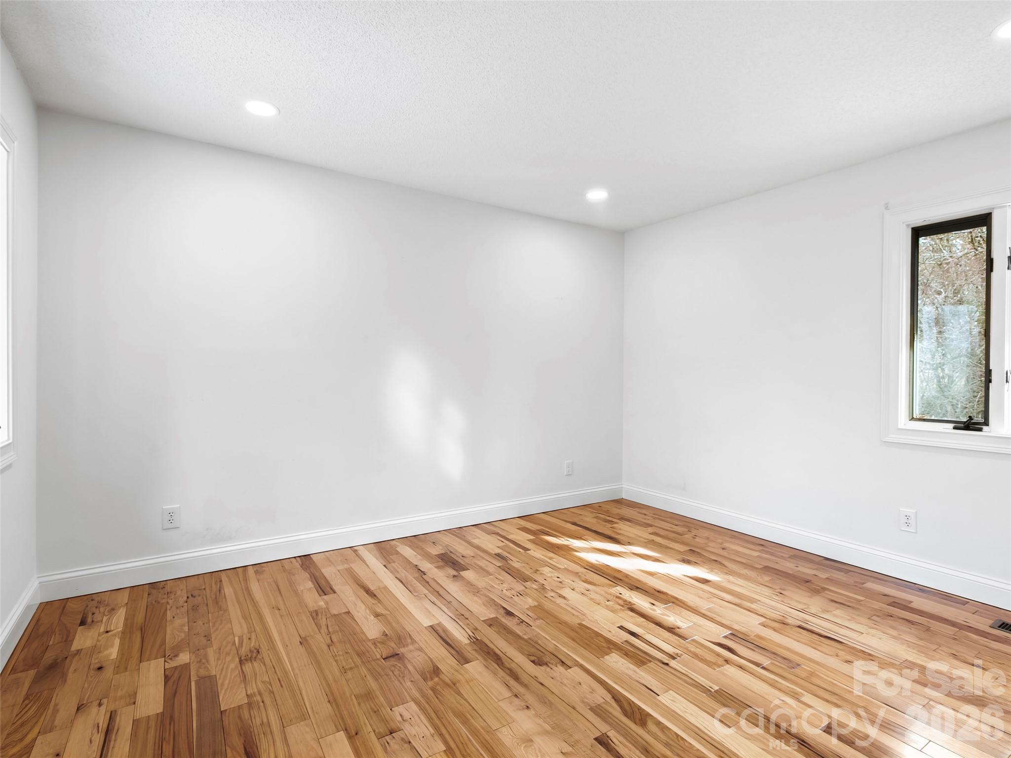 2731 Miller Lane Hendersonville NC 28791