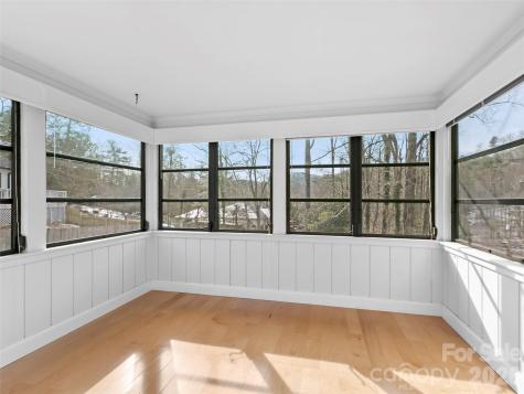 2731 Miller Lane Hendersonville NC 28791