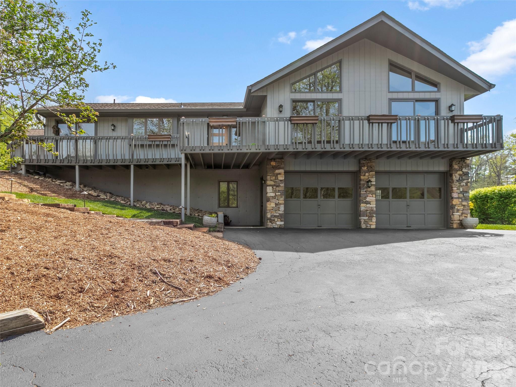 2731 Miller Lane Hendersonville NC 28791