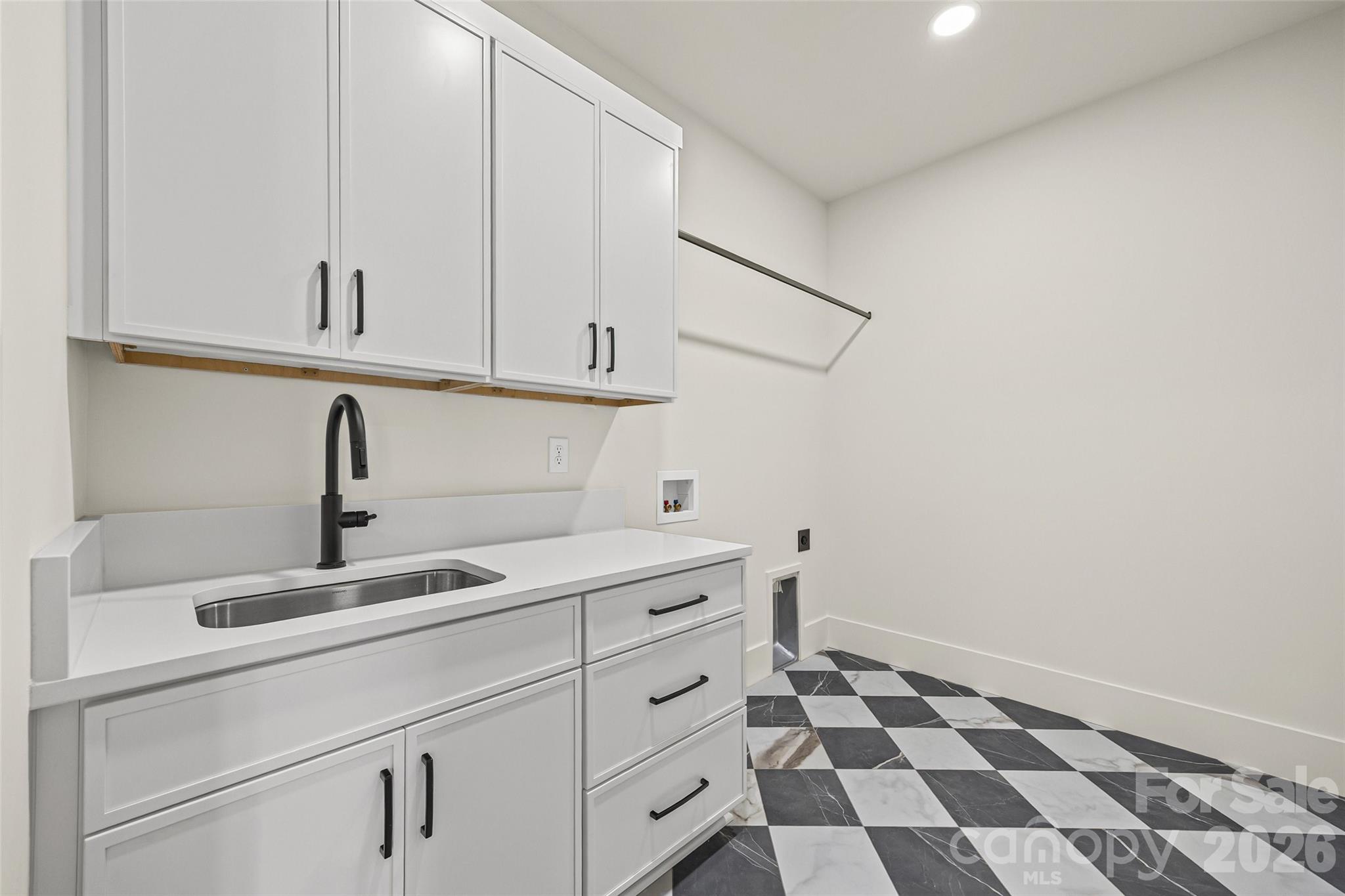 7105 Essington Drive Charlotte NC 28270