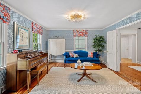 251 Ney Circle Davidson NC 28036