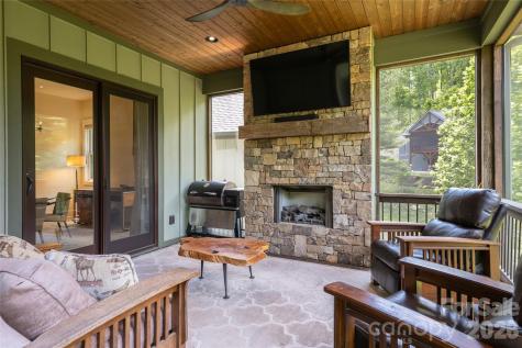 44 Woodland Aster Way Asheville NC 28804