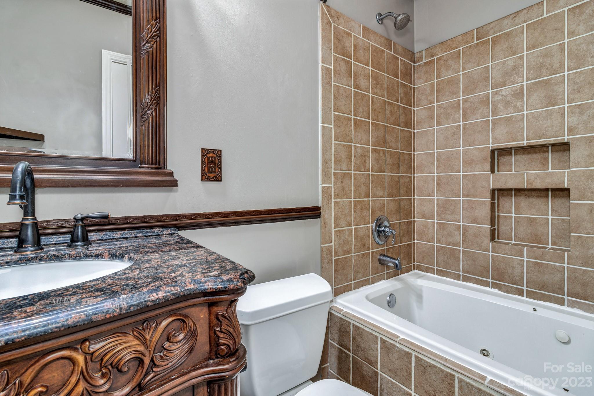 18 Laurel Park Drive Arden NC 28704