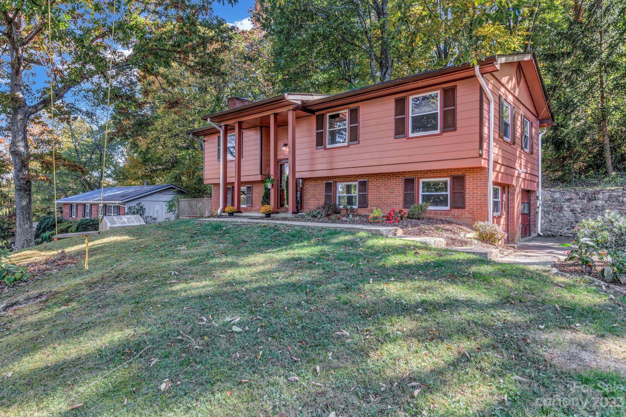 18 Laurel Park Drive Arden NC 28704