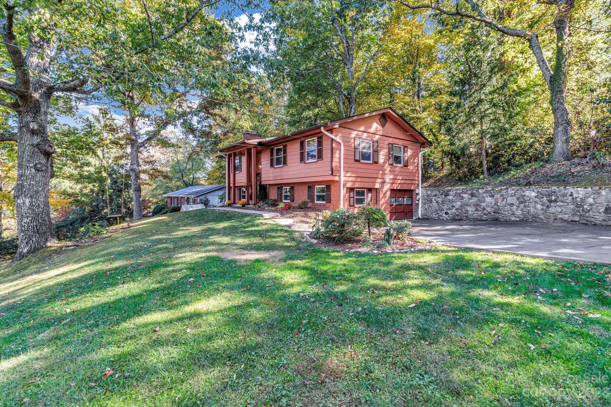 18 Laurel Park Drive Arden NC 28704