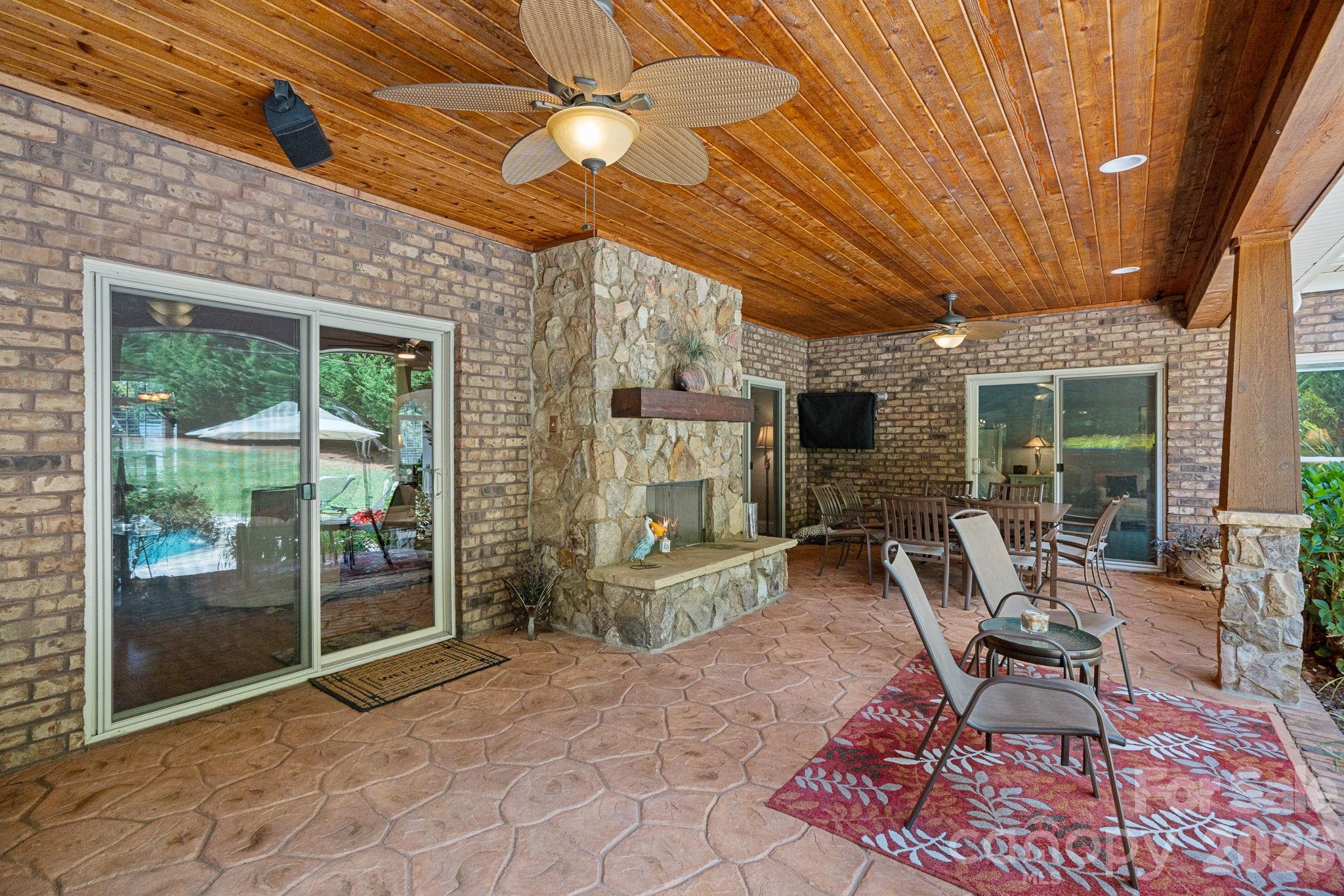 104 Timberside Drive Davidson NC 28036