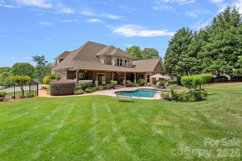 104 Timberside Drive Davidson NC 28036