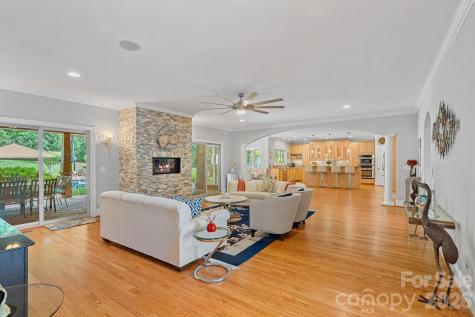 104 Timberside Drive Davidson NC 28036