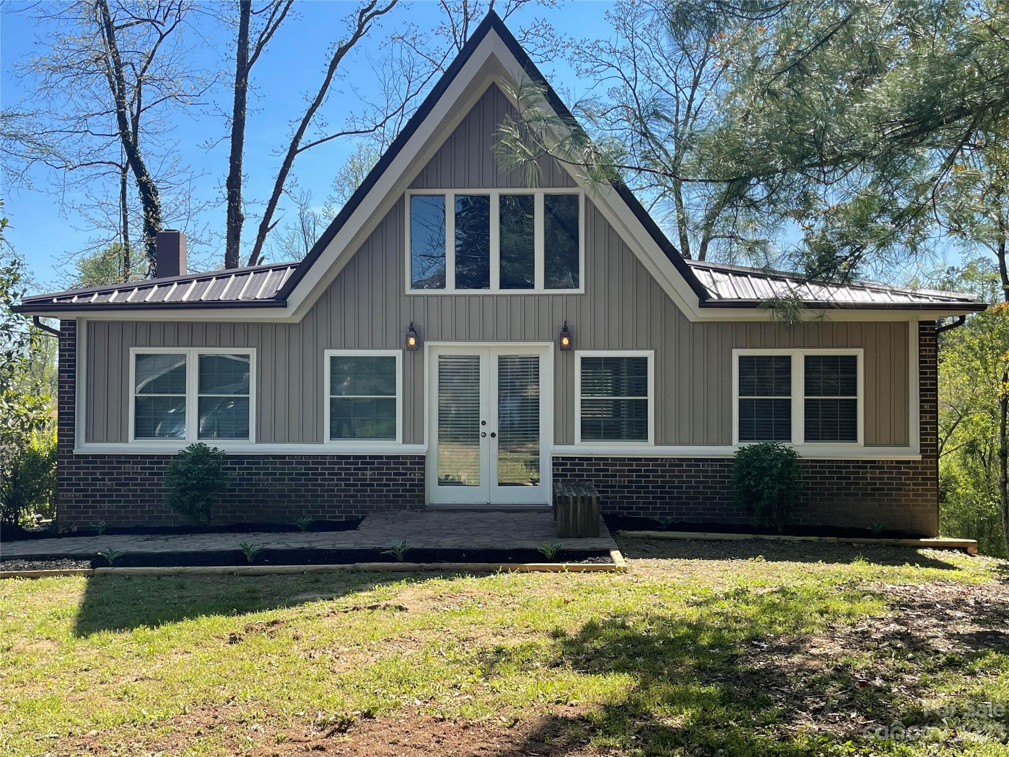2634 South Court Connelly Springs NC 28612