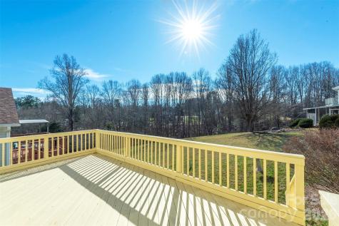 115 Creeks End Circle Mills River NC 28759