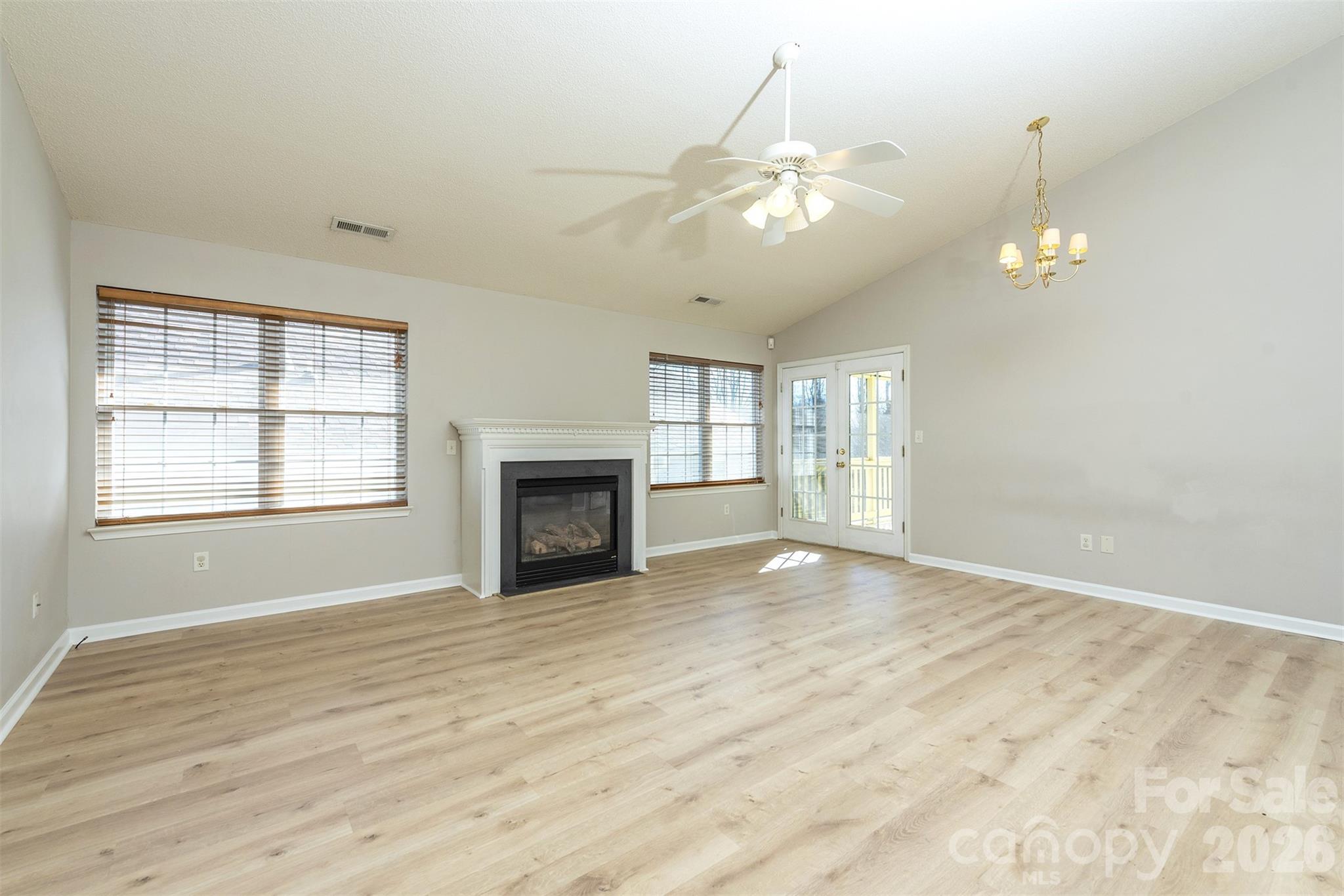 115 Creeks End Circle Mills River NC 28759