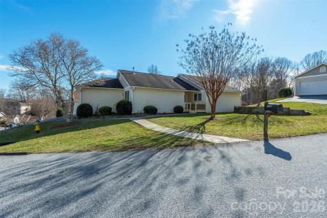 115 Creeks End Circle Mills River NC 28759