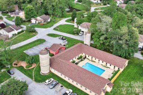 115 Creeks End Circle Mills River NC 28759