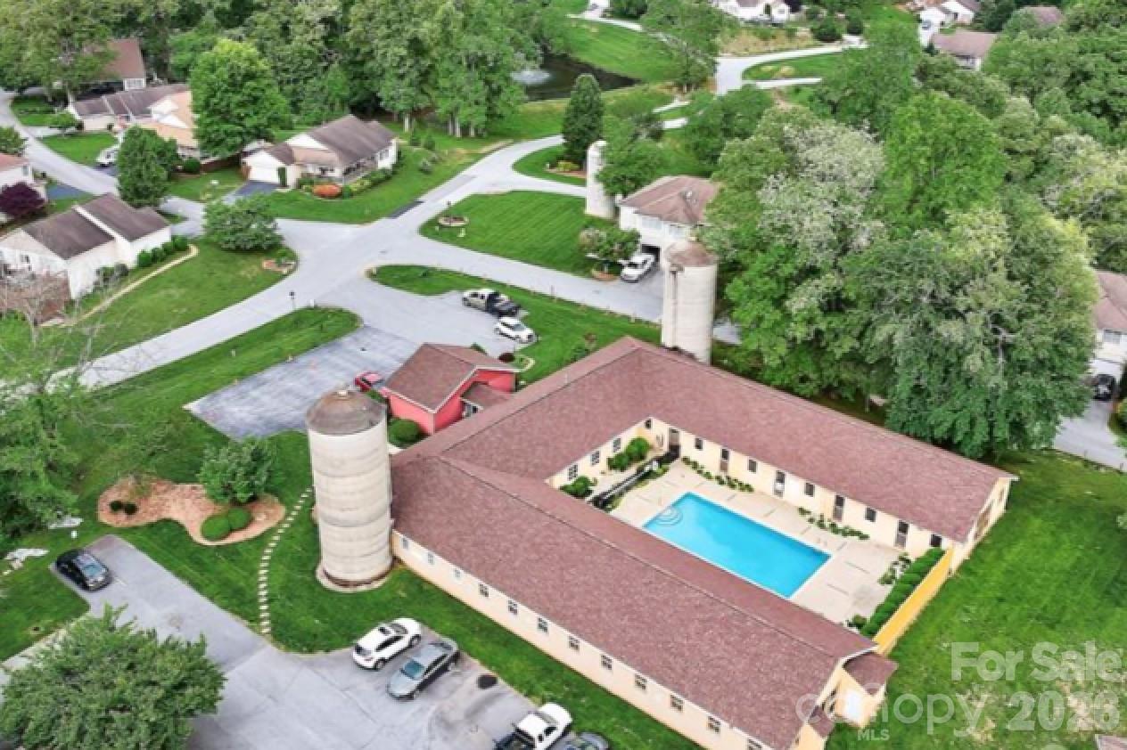 115 Creeks End Circle Mills River NC 28759