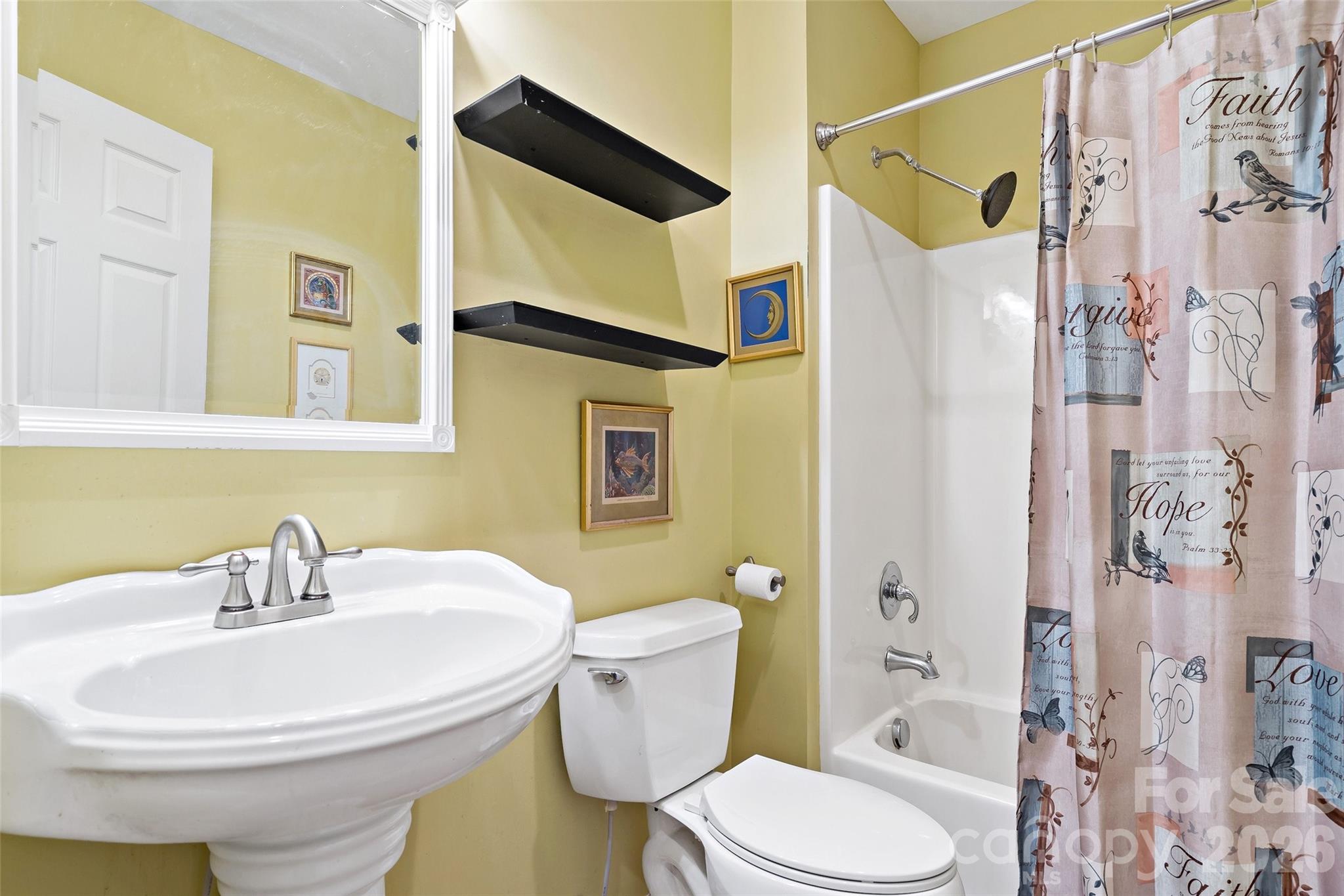 60 E Valley View Drive Marion NC 28752