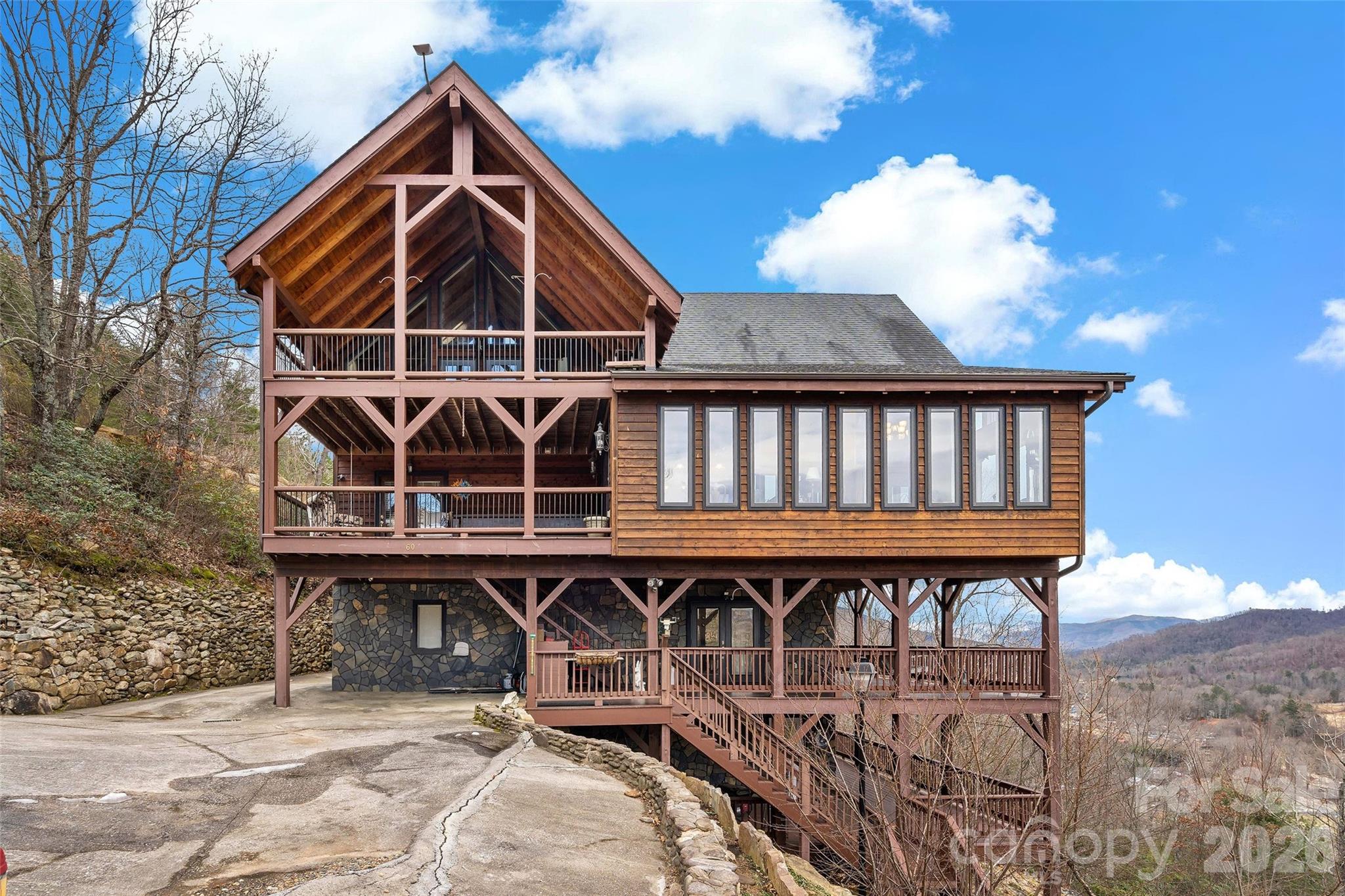 60 E Valley View Drive Marion NC 28752