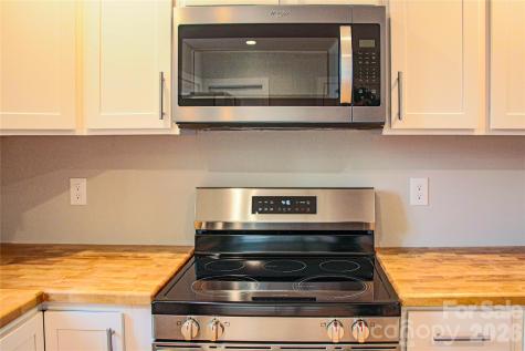 110 Lager Lane Asheville NC 28806