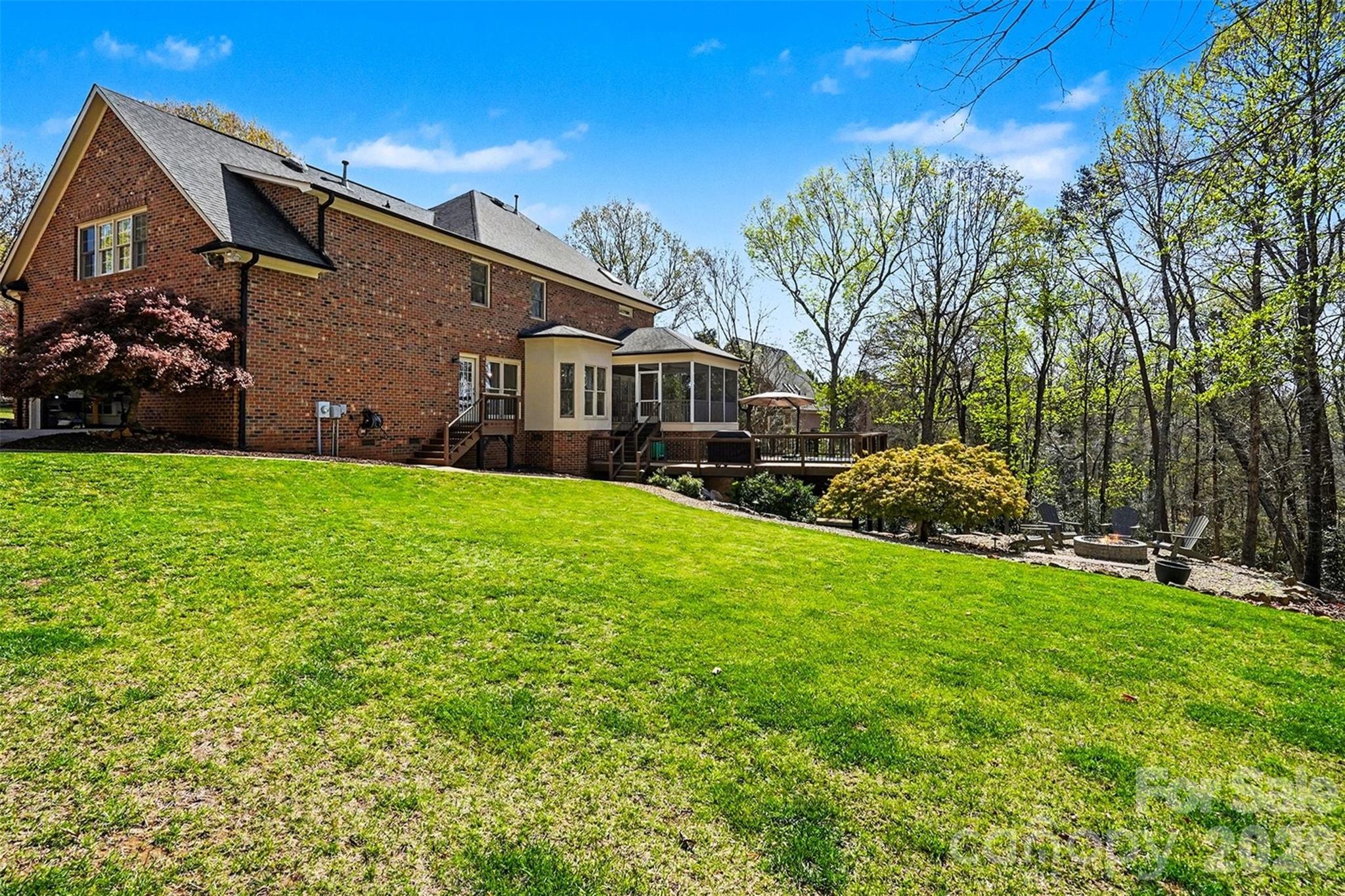 9800 Moody Court Harrisburg NC 28075