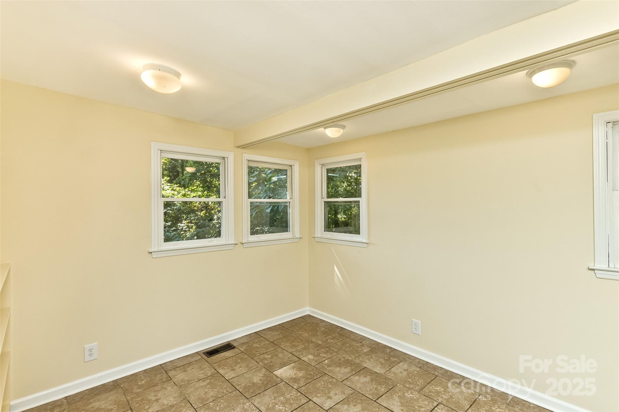 54 Hampden Road Asheville NC 28805