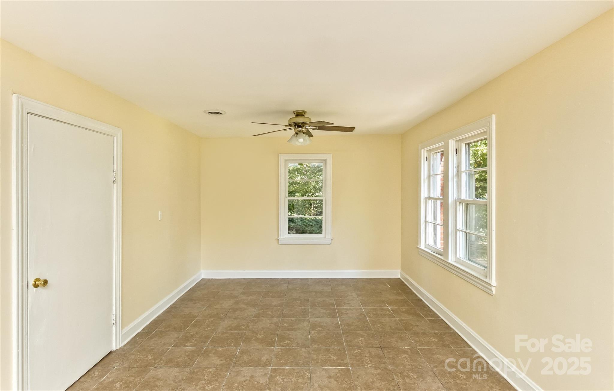 54 Hampden Road Asheville NC 28805