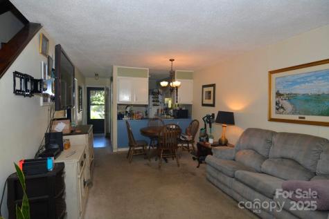 141 Colony Drive Arden NC 28704