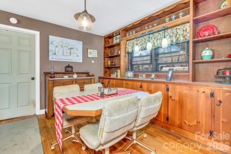 1195 Hendersonville Highway Pisgah Forest NC 28768