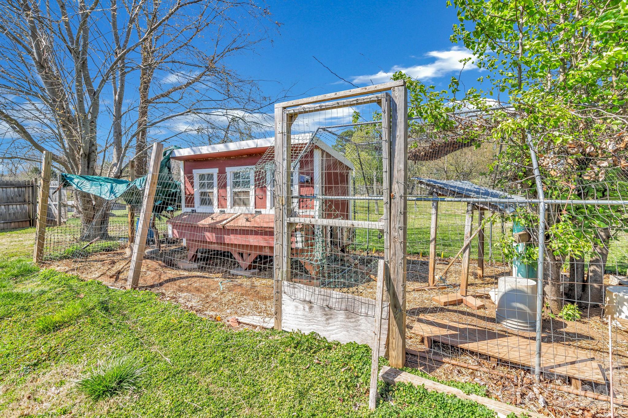 1195 Hendersonville Highway Pisgah Forest NC 28768