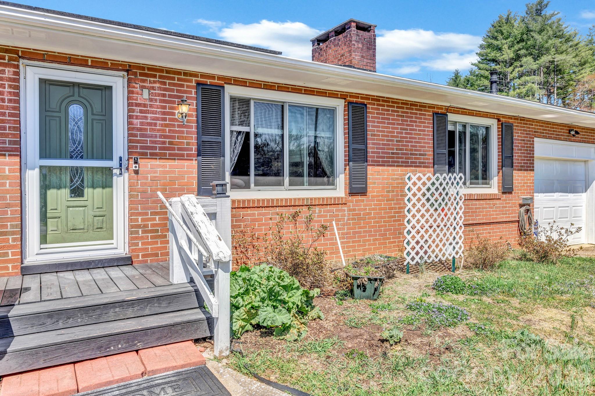 1195 Hendersonville Highway Pisgah Forest NC 28768