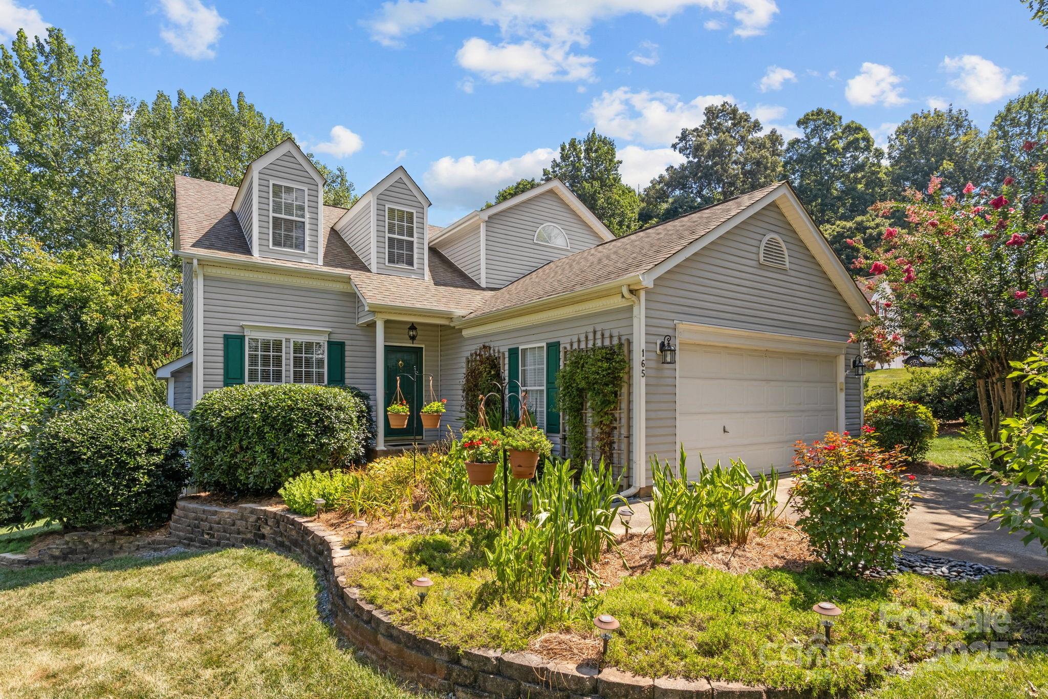 165 W Walnut Avenue Mount Holly NC 28120