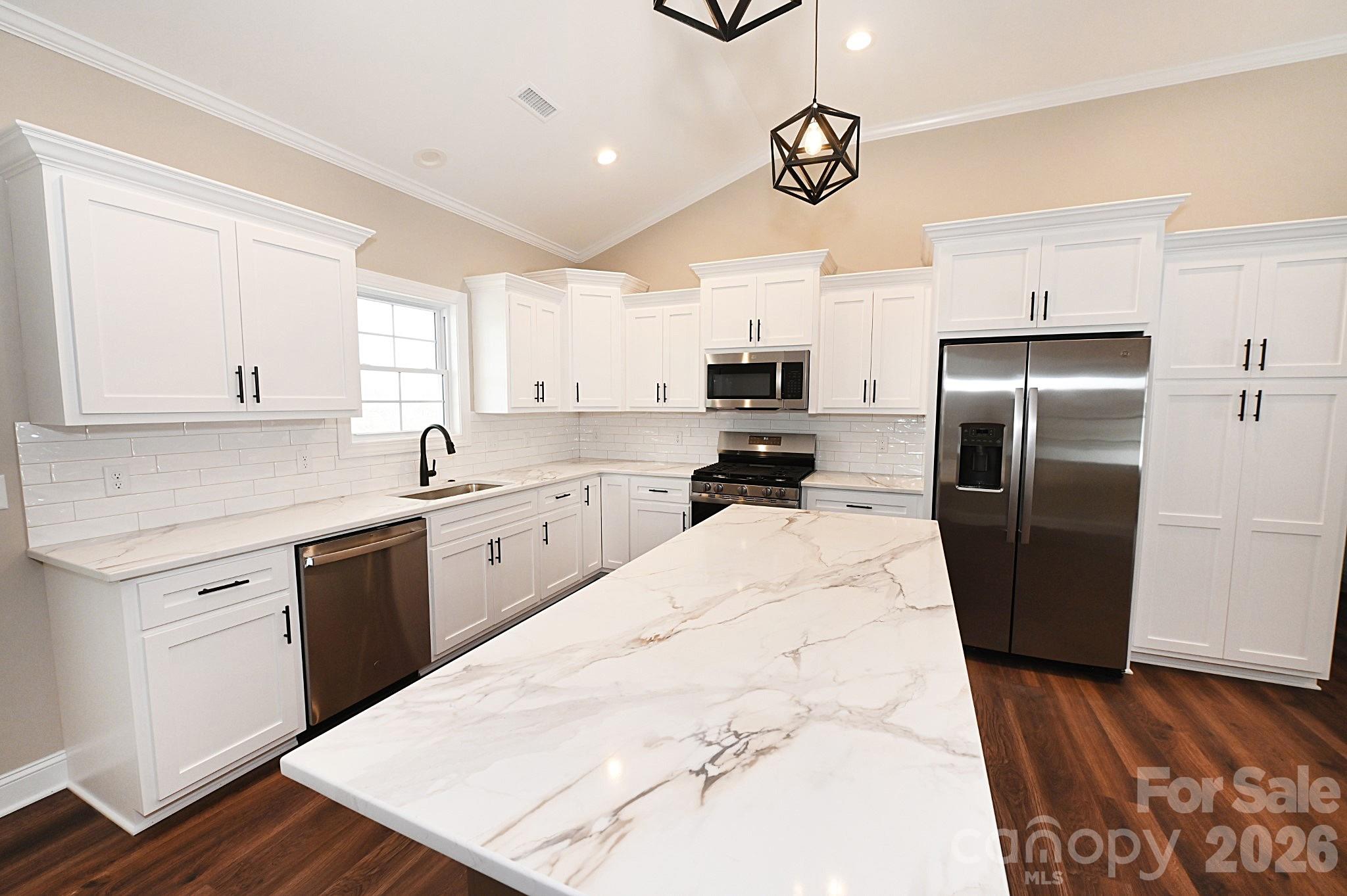 4932 Southview Drive Hickory NC 28602