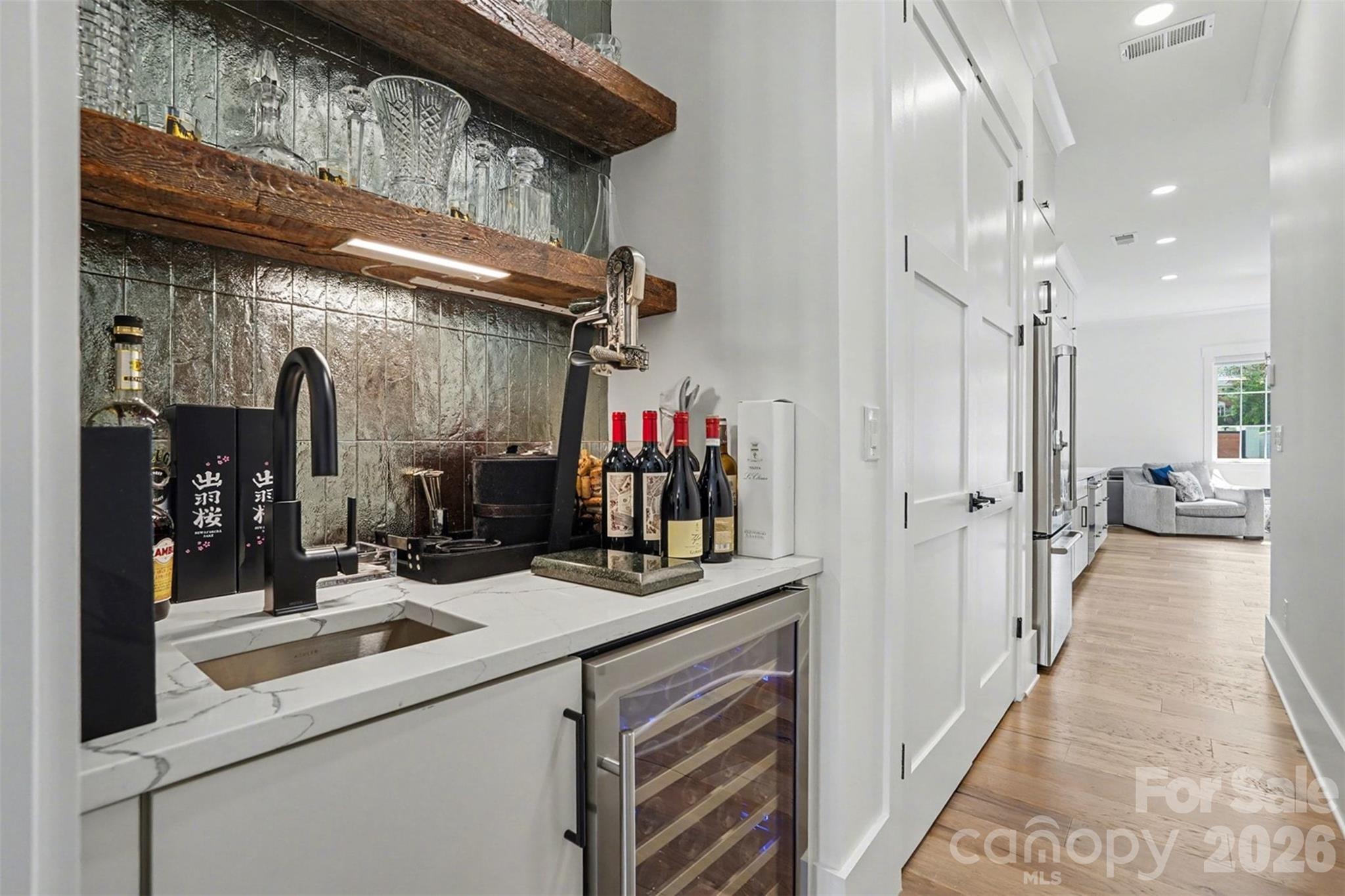 915 Laurel Creek Lane Charlotte NC 28211
