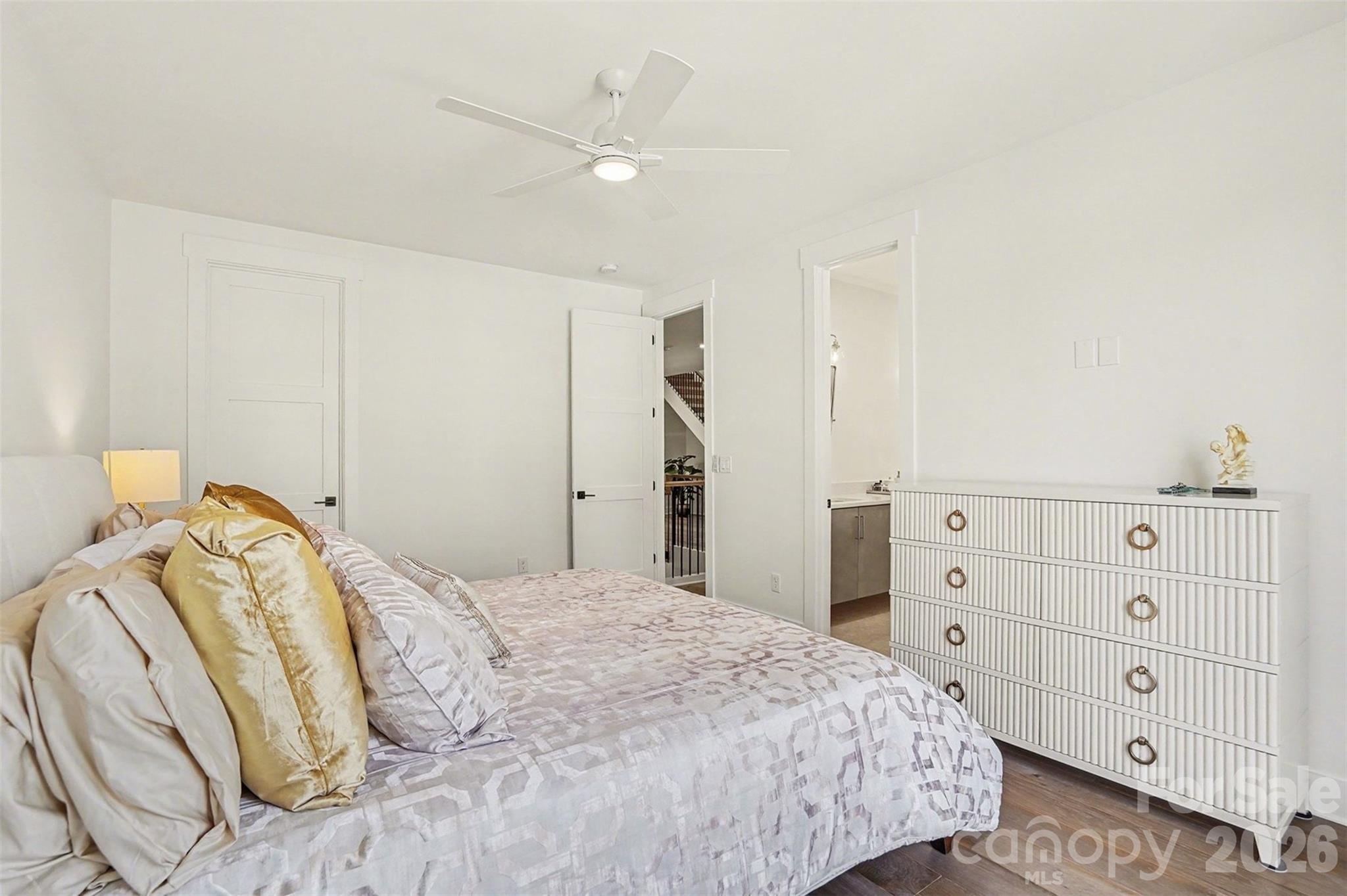 915 Laurel Creek Lane Charlotte NC 28211