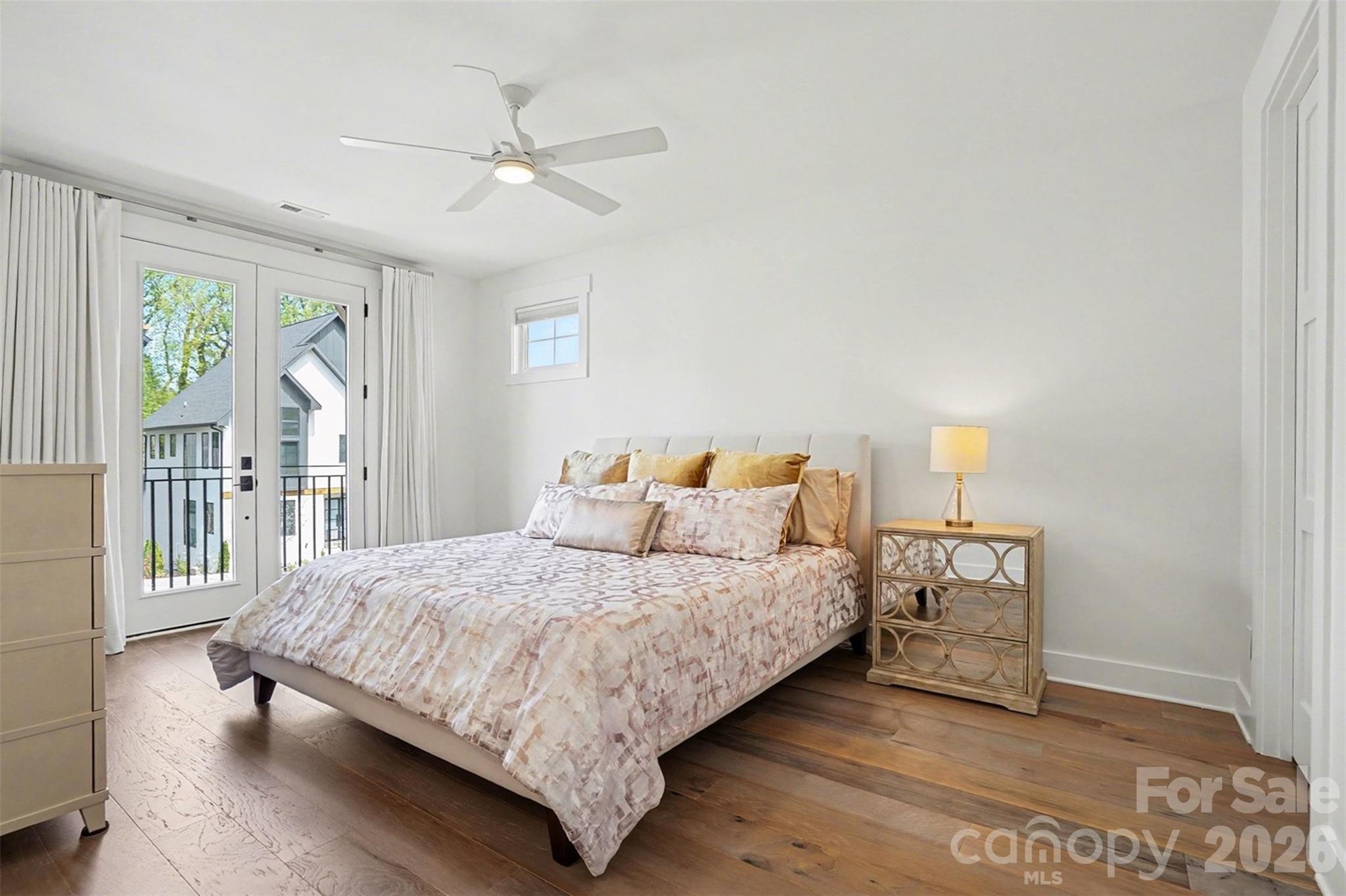 915 Laurel Creek Lane Charlotte NC 28211