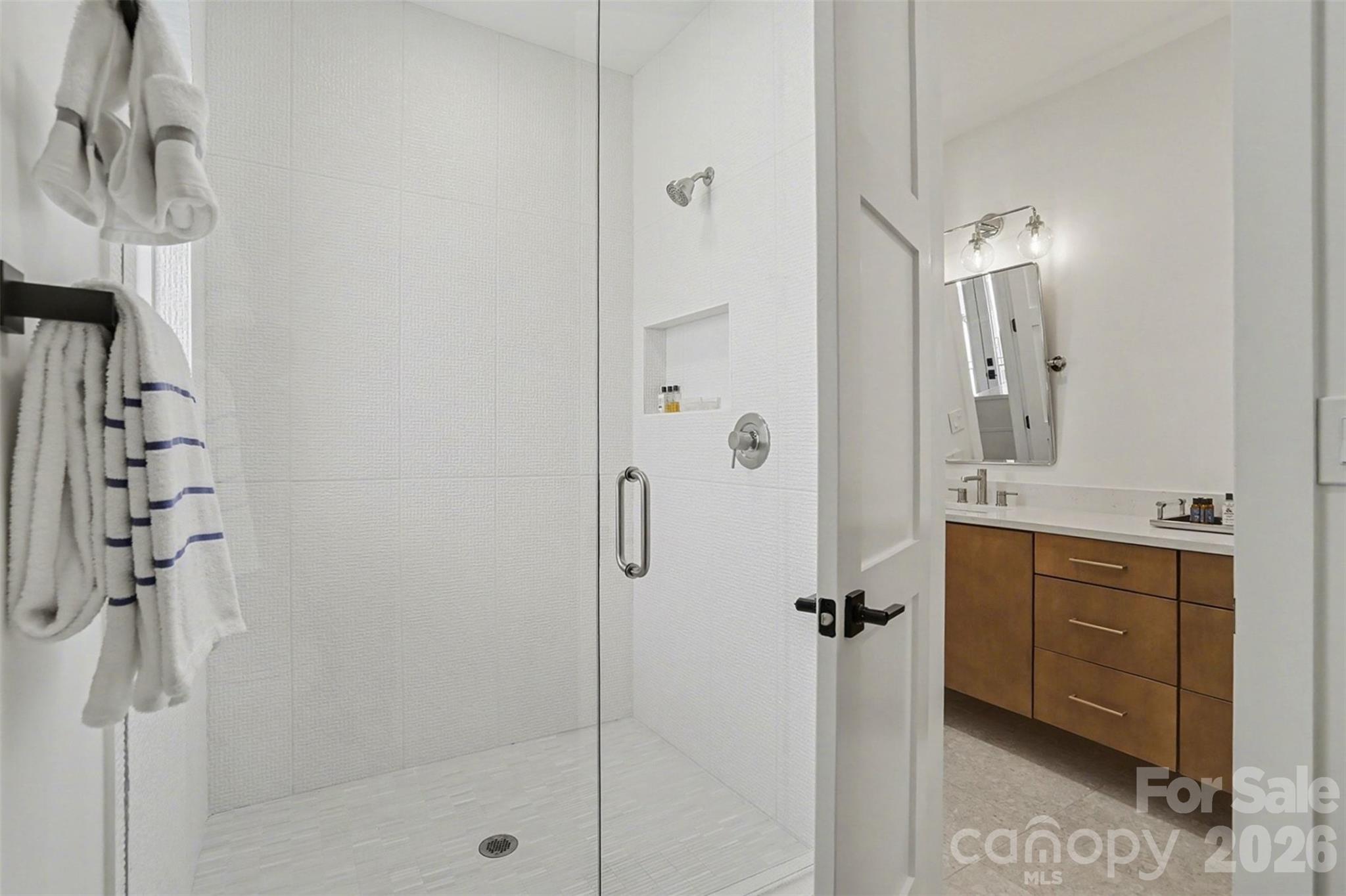 915 Laurel Creek Lane Charlotte NC 28211