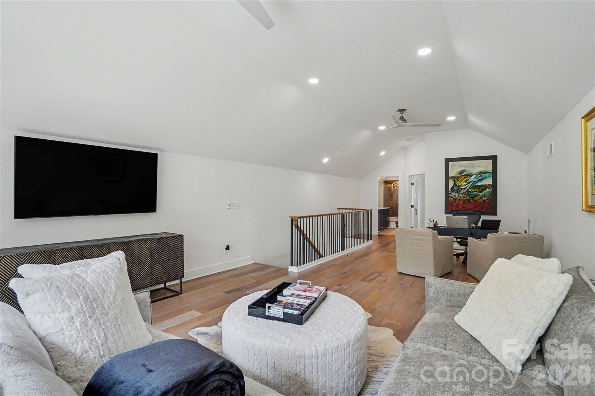 915 Laurel Creek Lane Charlotte NC 28211