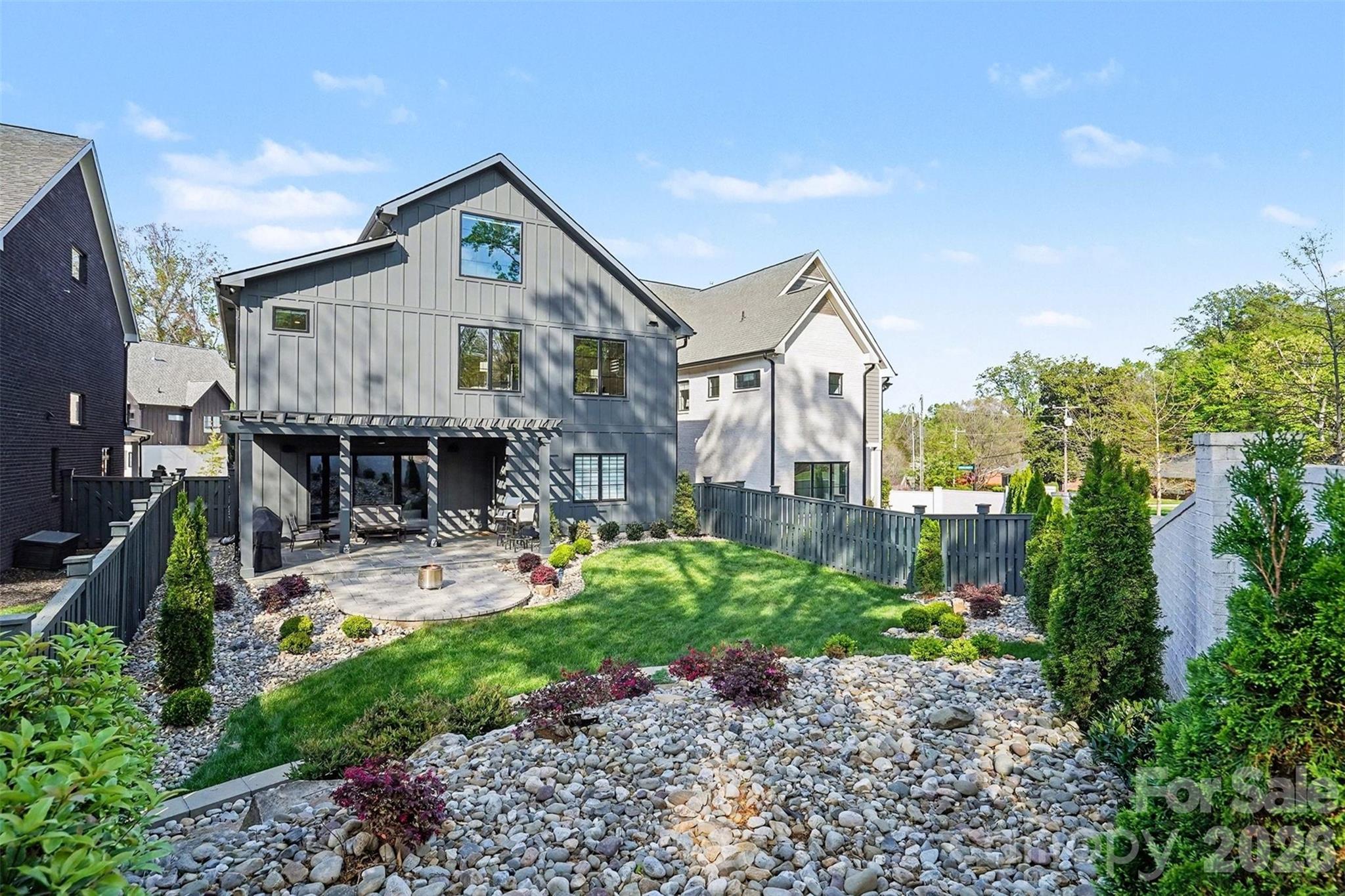 915 Laurel Creek Lane Charlotte NC 28211