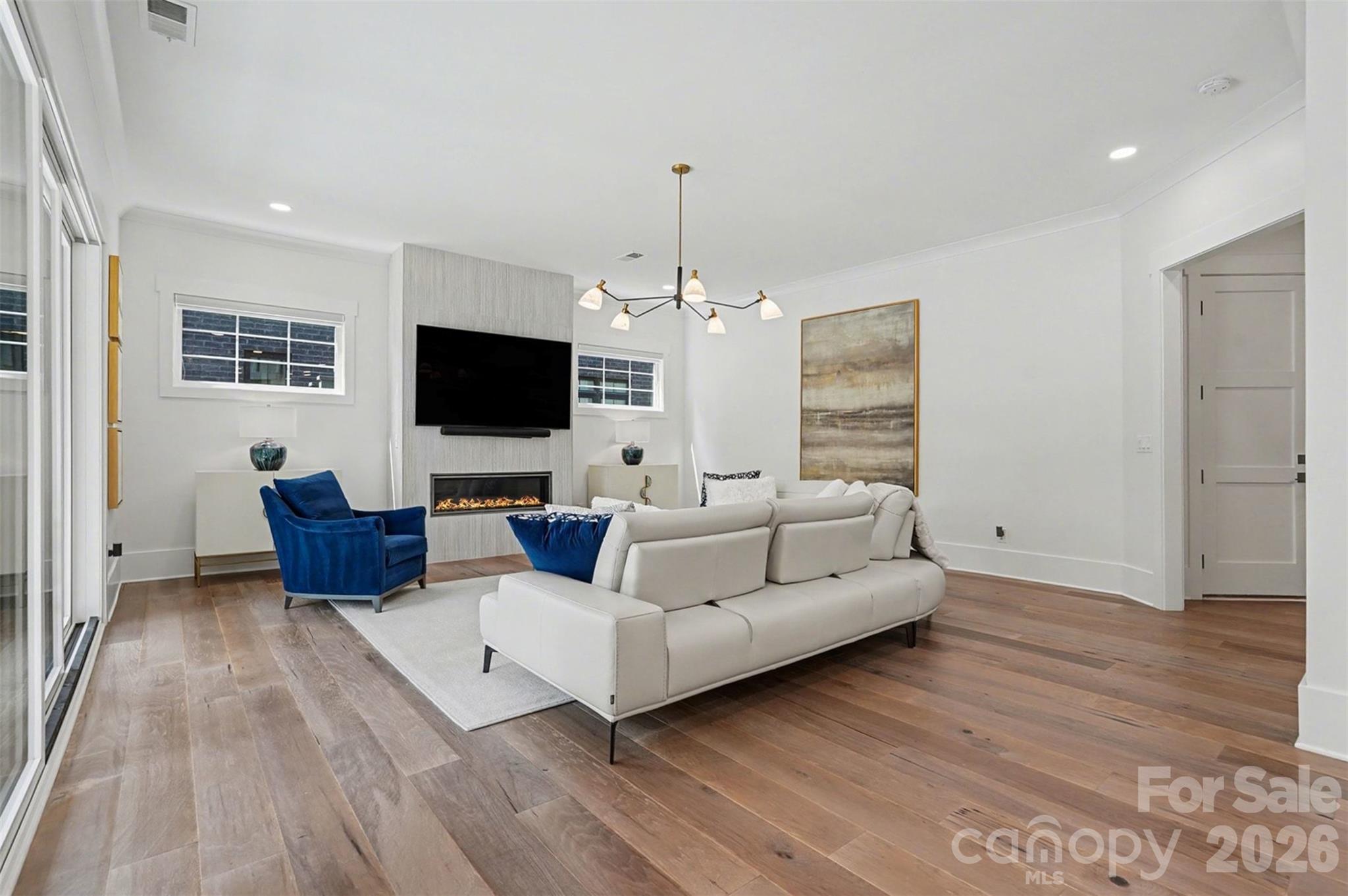 915 Laurel Creek Lane Charlotte NC 28211