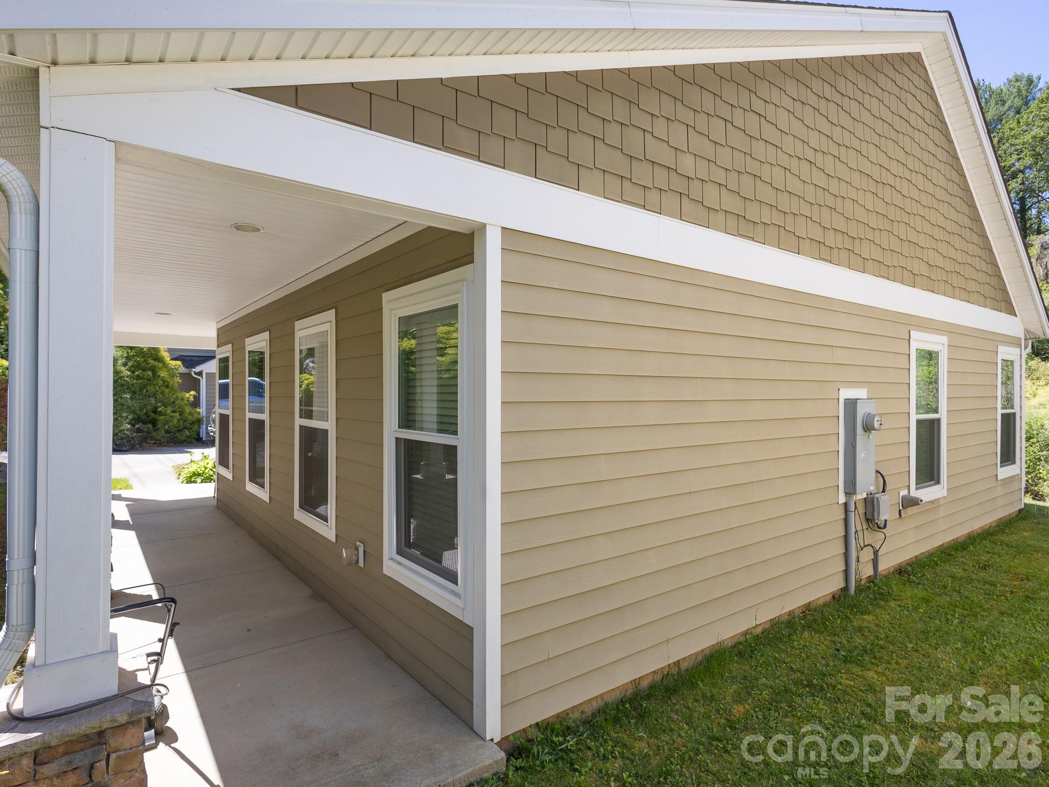 128 Lower Grassy Branch Road Asheville NC 28805