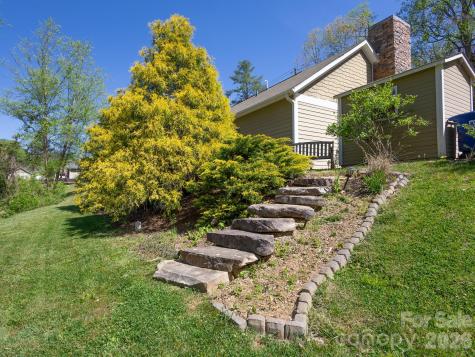 128 Lower Grassy Branch Road Asheville NC 28805