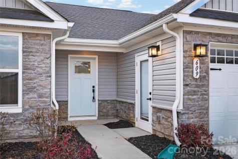609 Nesbe Street Lancaster SC 29720