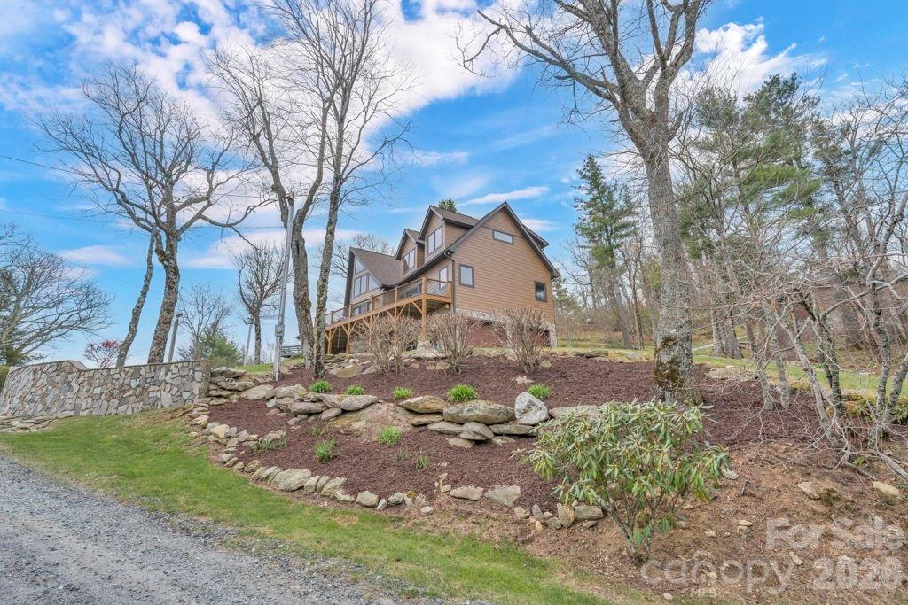 7054 Grandview Circle Newland NC 28657
