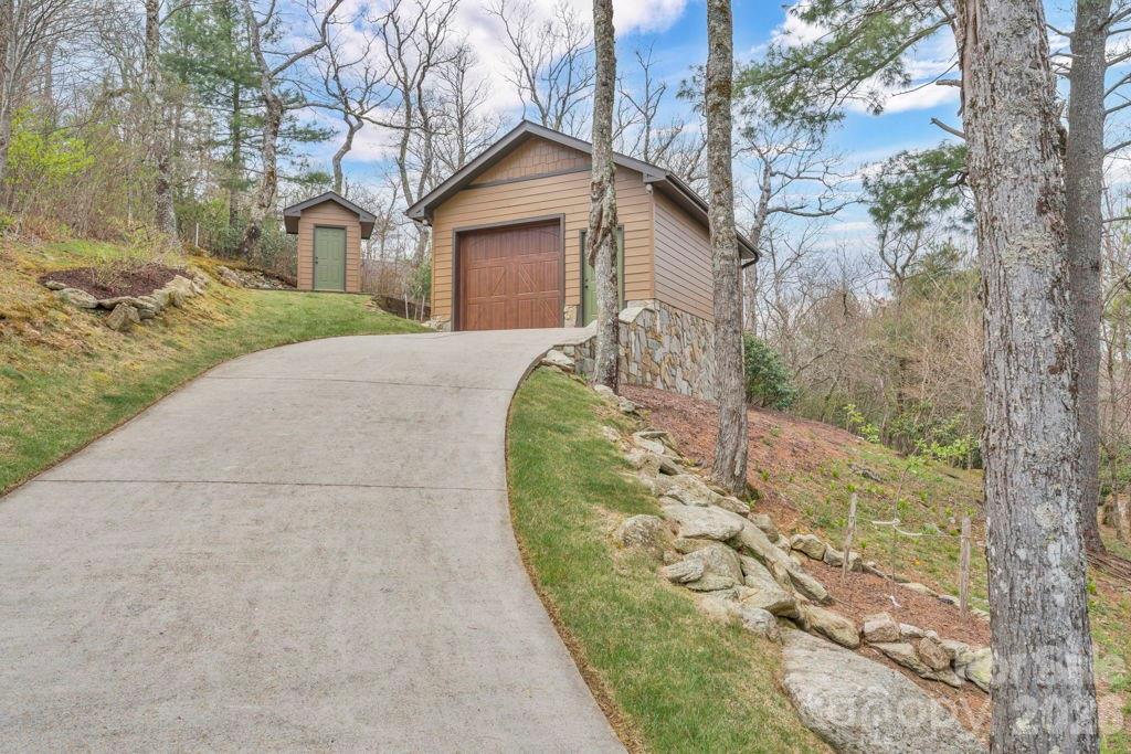 7054 Grandview Circle Newland NC 28657